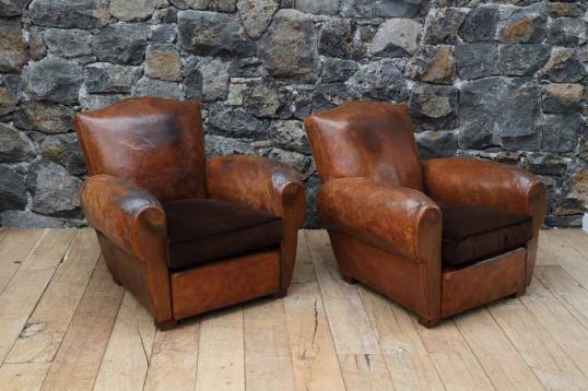 88-28 - Pair of Leather Club Chairs