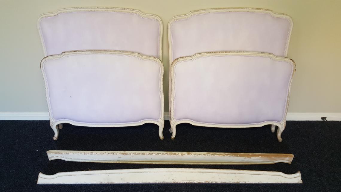 104-76 - Pair of Single Beds