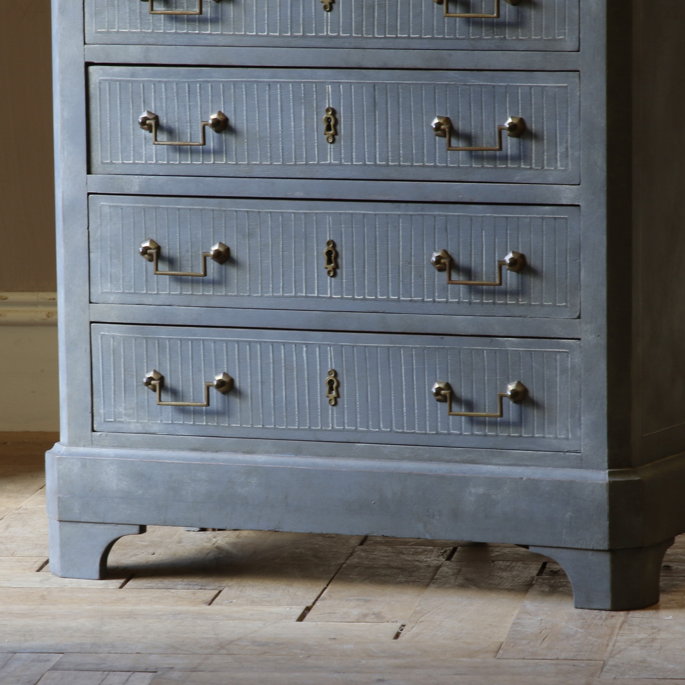 Swedish Chest of Drawers