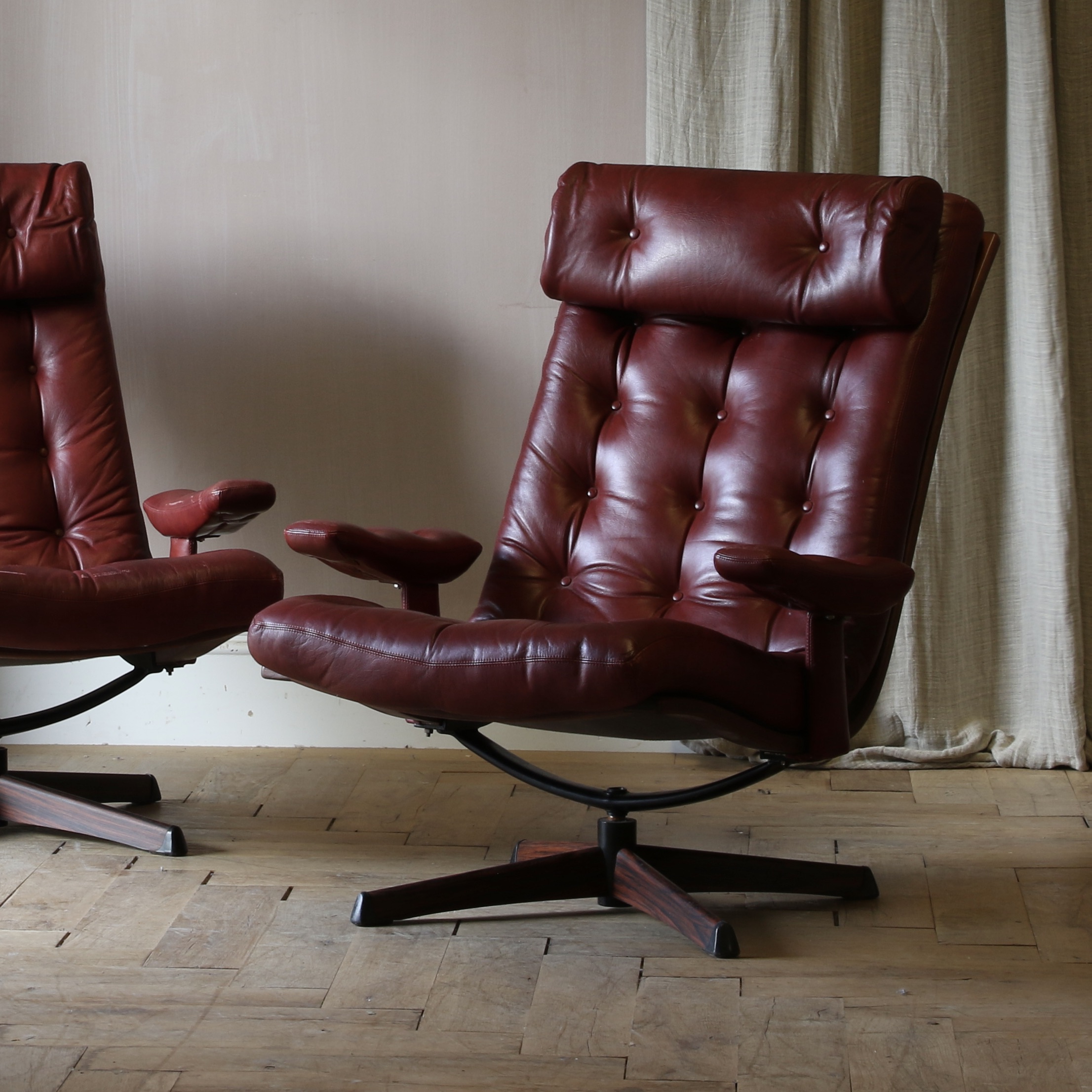 Pair of Leather Armchairs by Göte Mobler