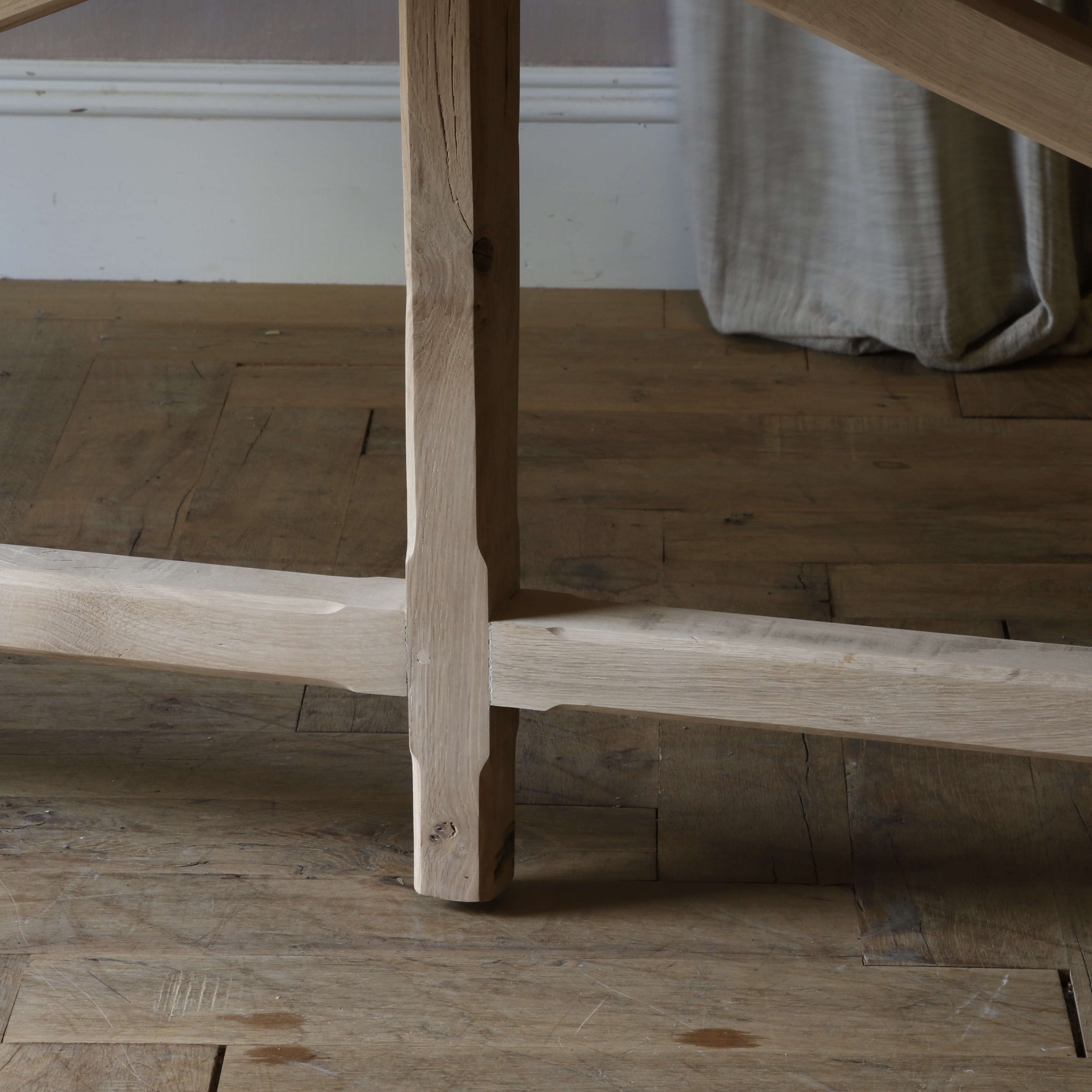 Avignon Side Table // JS Editions