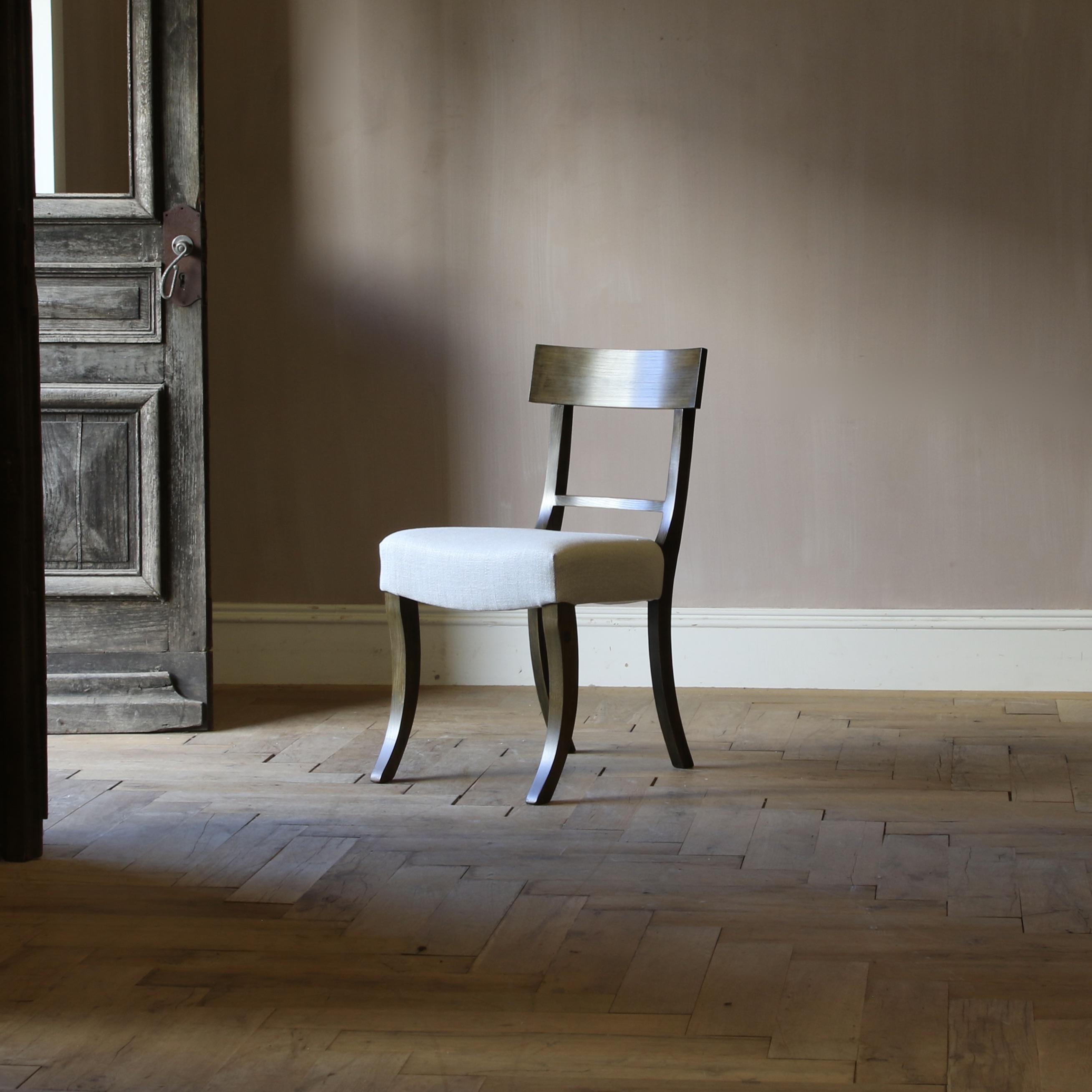 Klismos Chair // JS Editions