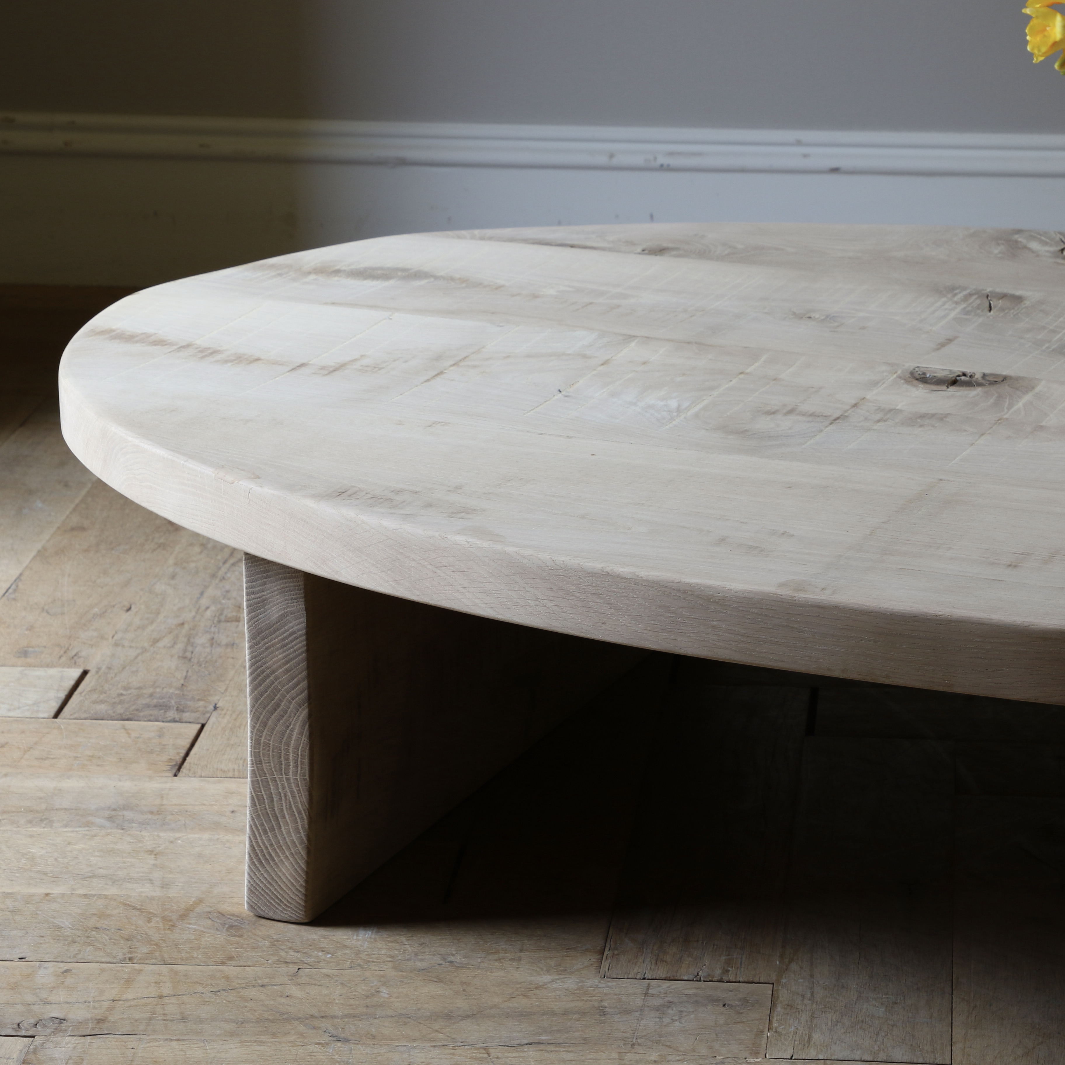 Wabi Sabi in Oval // JS Editions