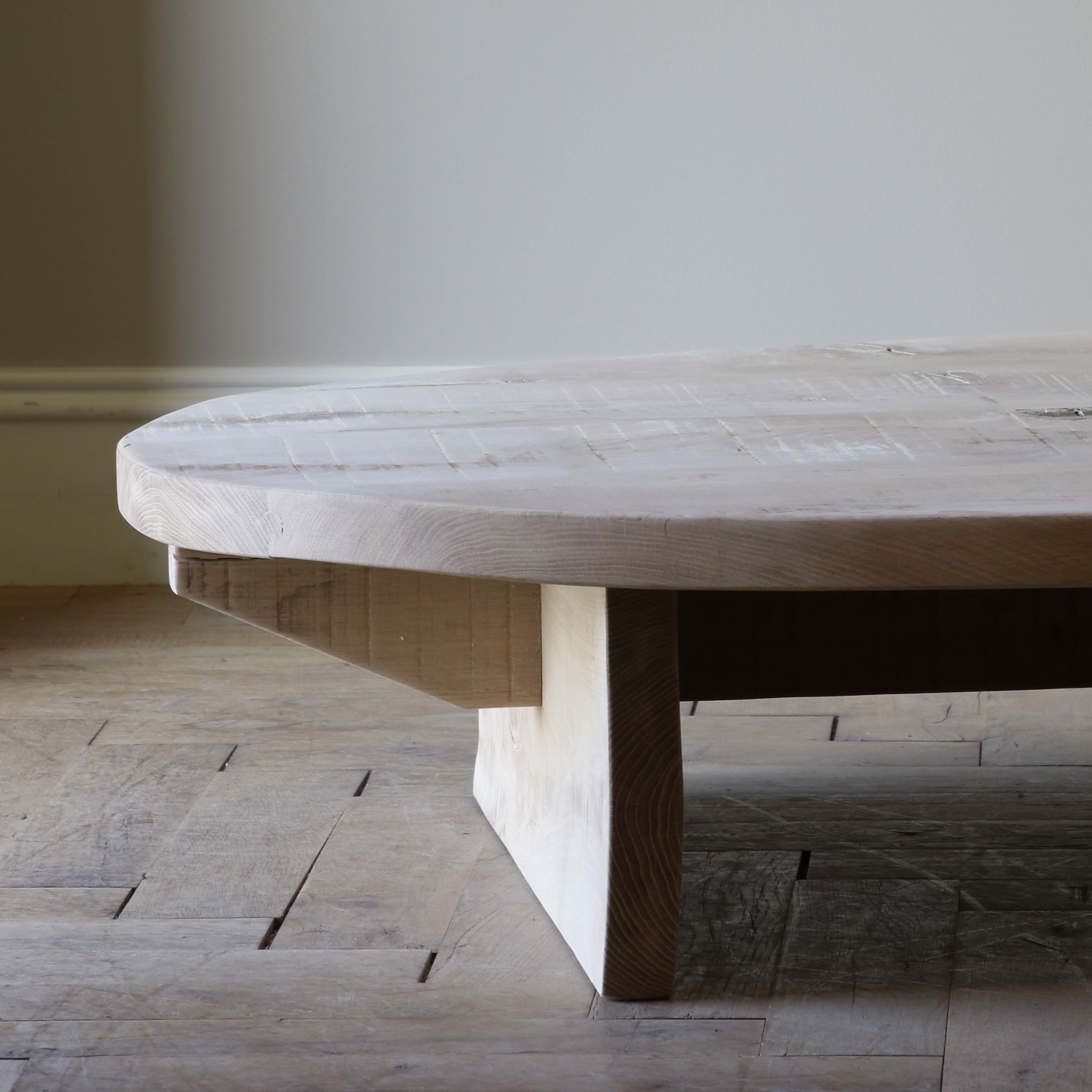 Wabi Sabi in Oval // JS Editions