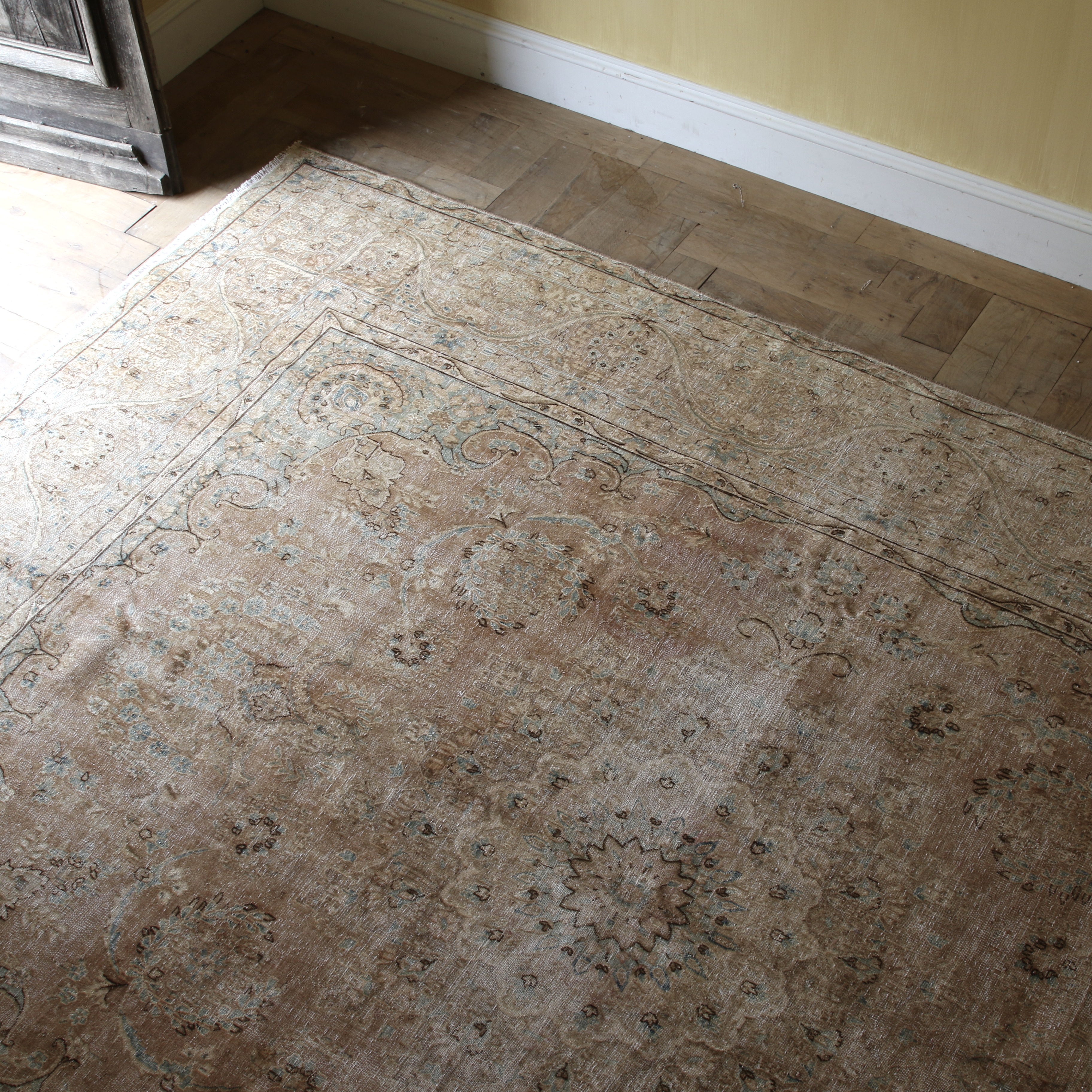 Kerman Rug / Smoked Salmon + Turquoise 