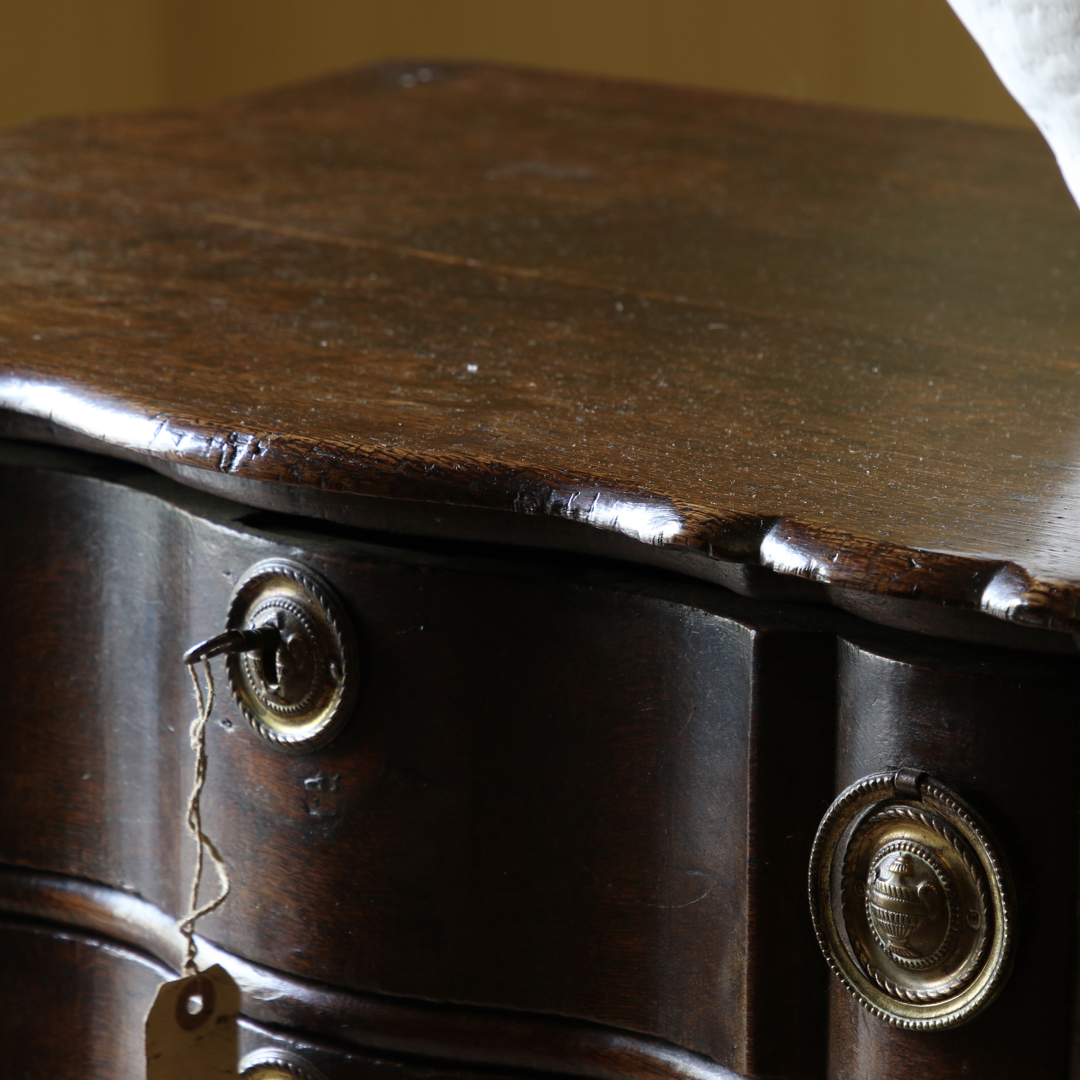 Arbalète Fronted Commode