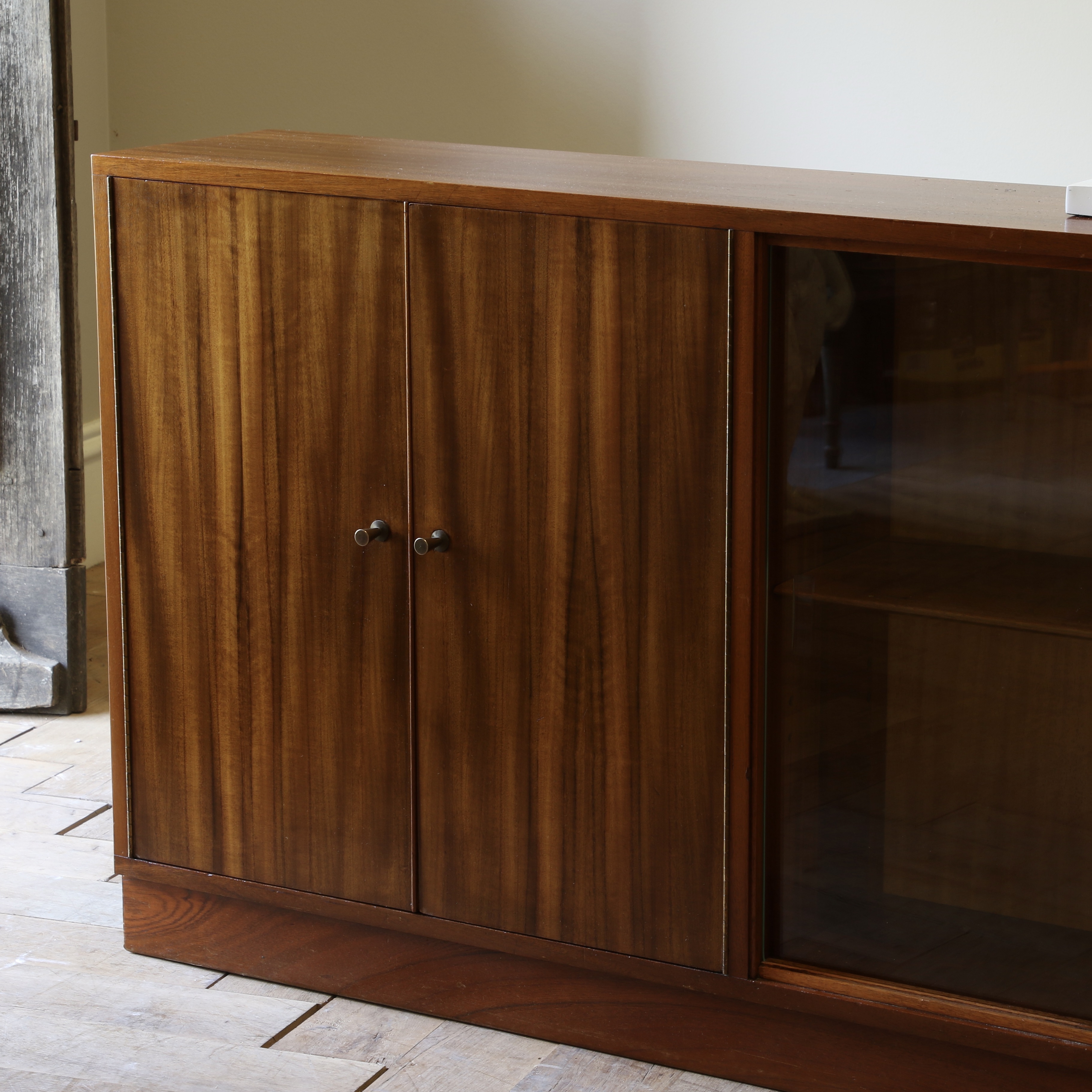 Mid Century Display Cabinet 