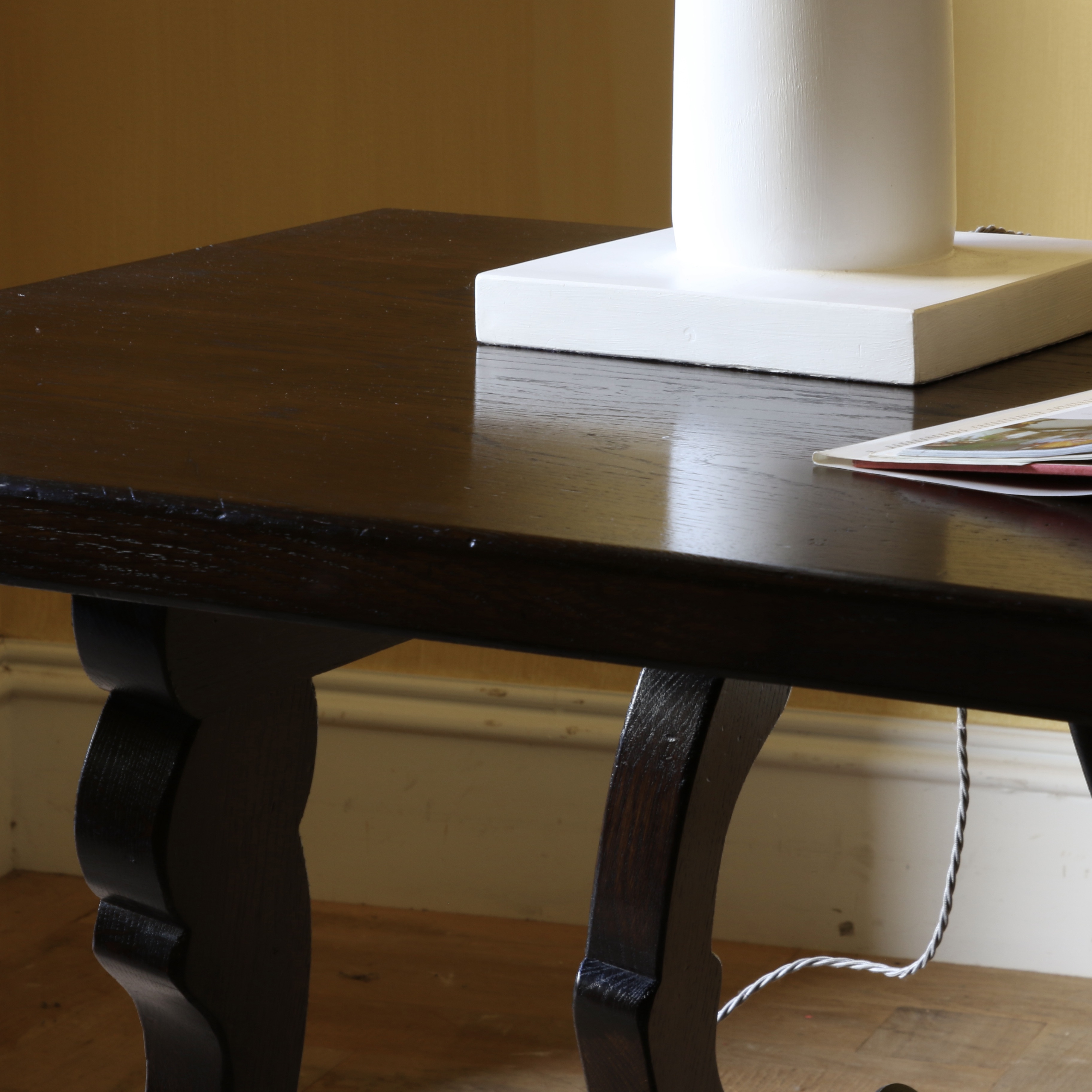 Spanish Desk // JS Editions