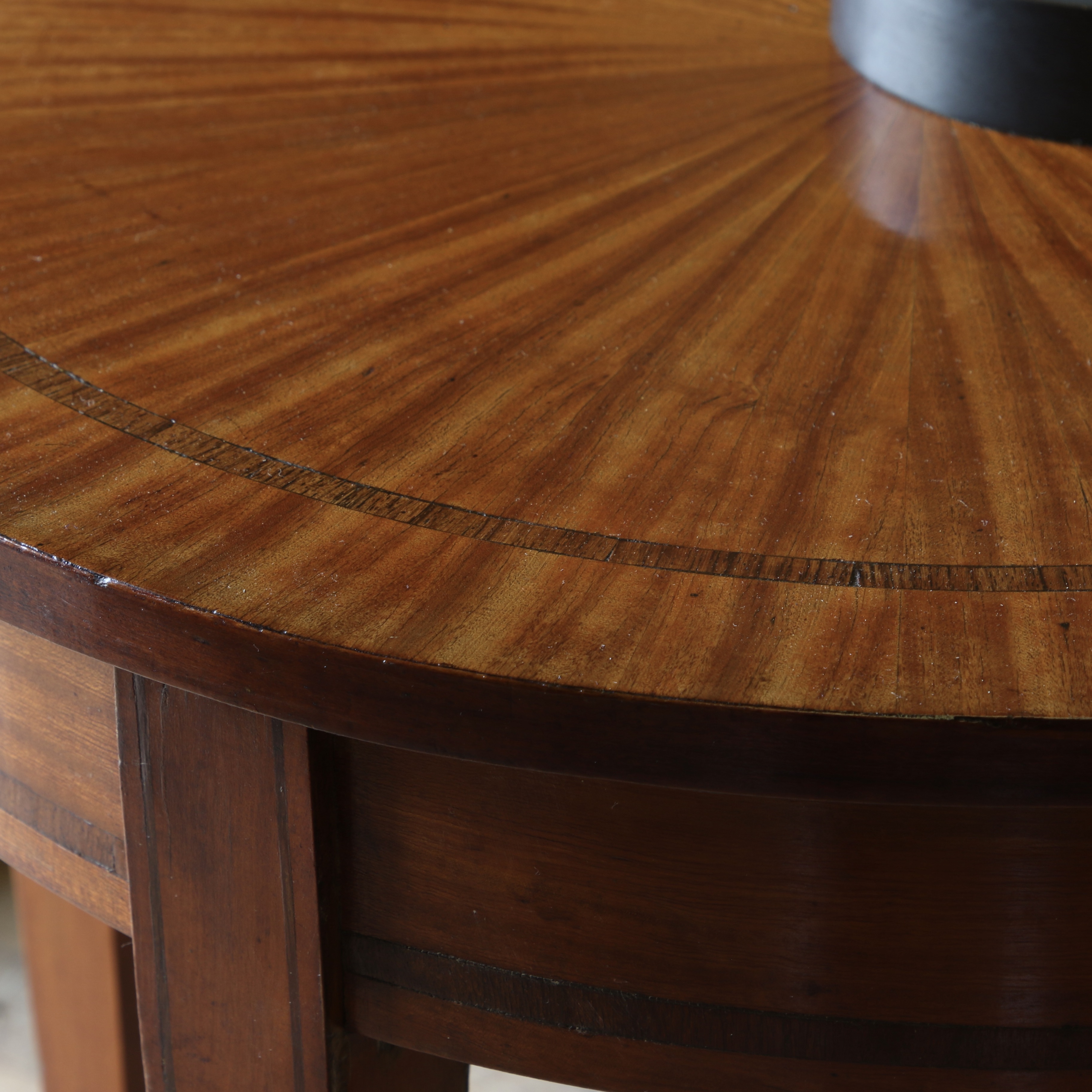 Round Empire Table