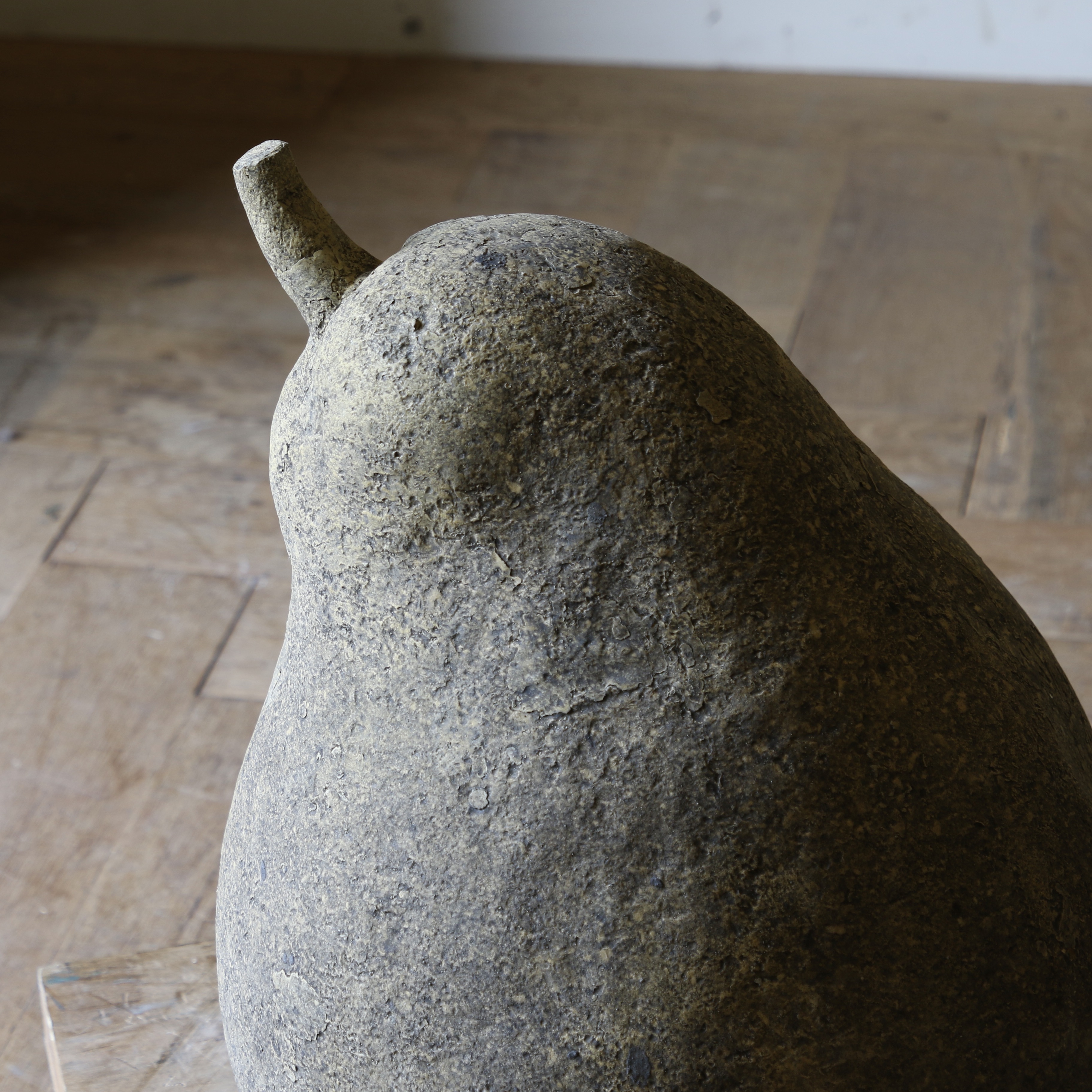 Cast Reconstituted Marble Pear