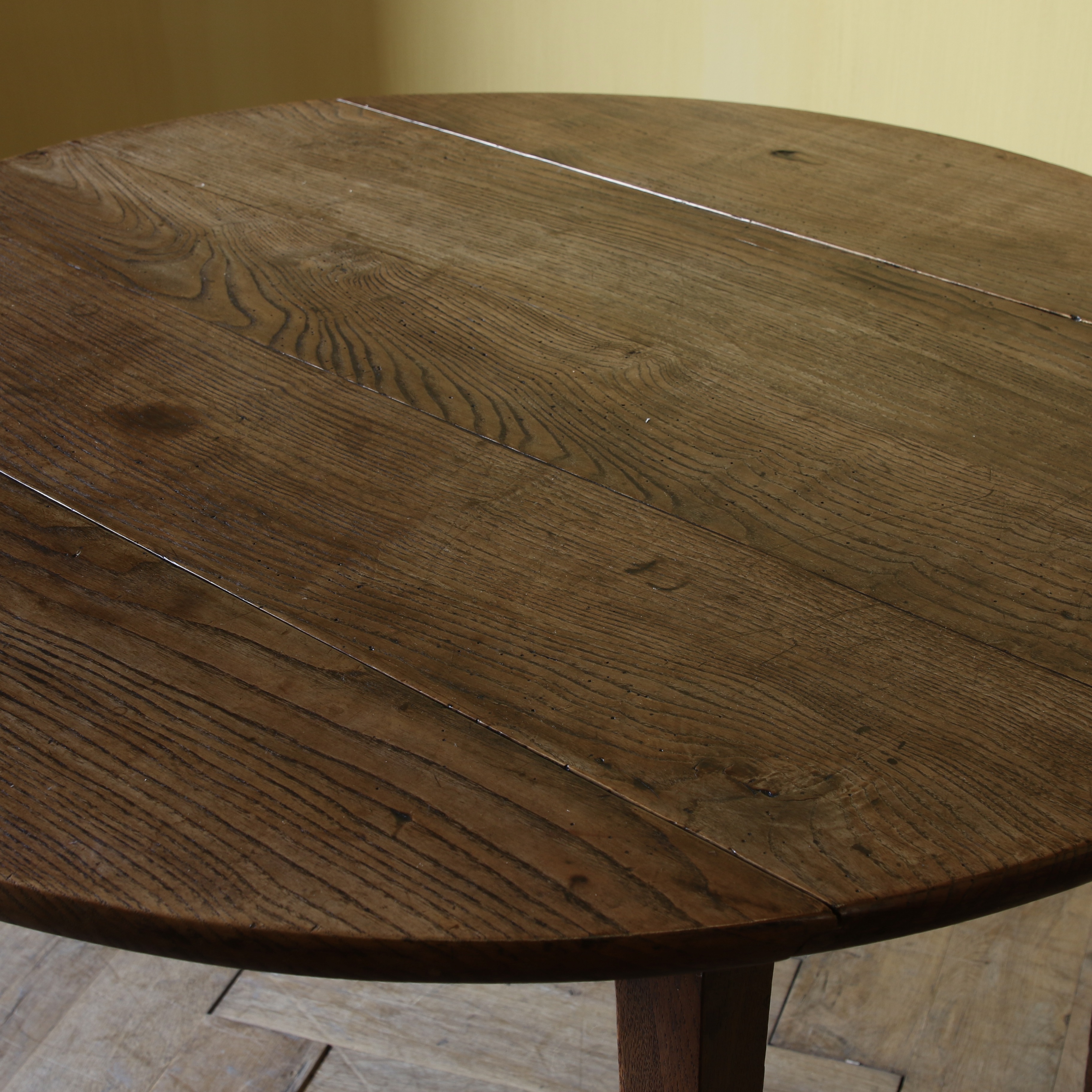 Drop Side Dining Table
