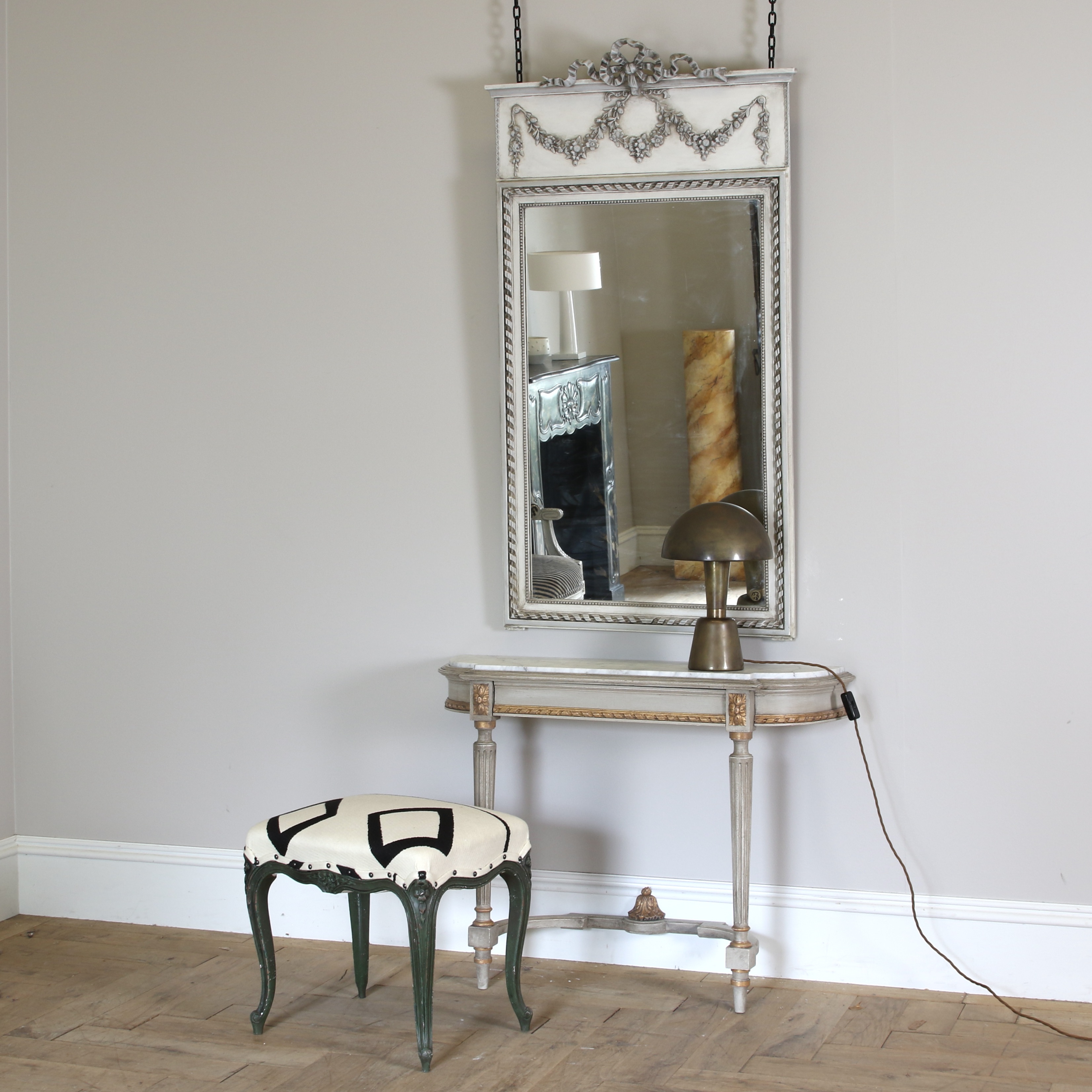 152-18 - French Trumeau Mirror