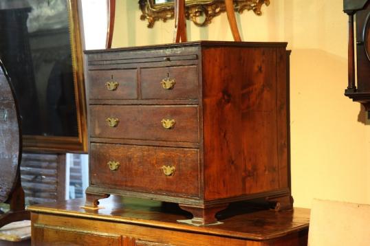 Small  English Oak Chest of Drawers
