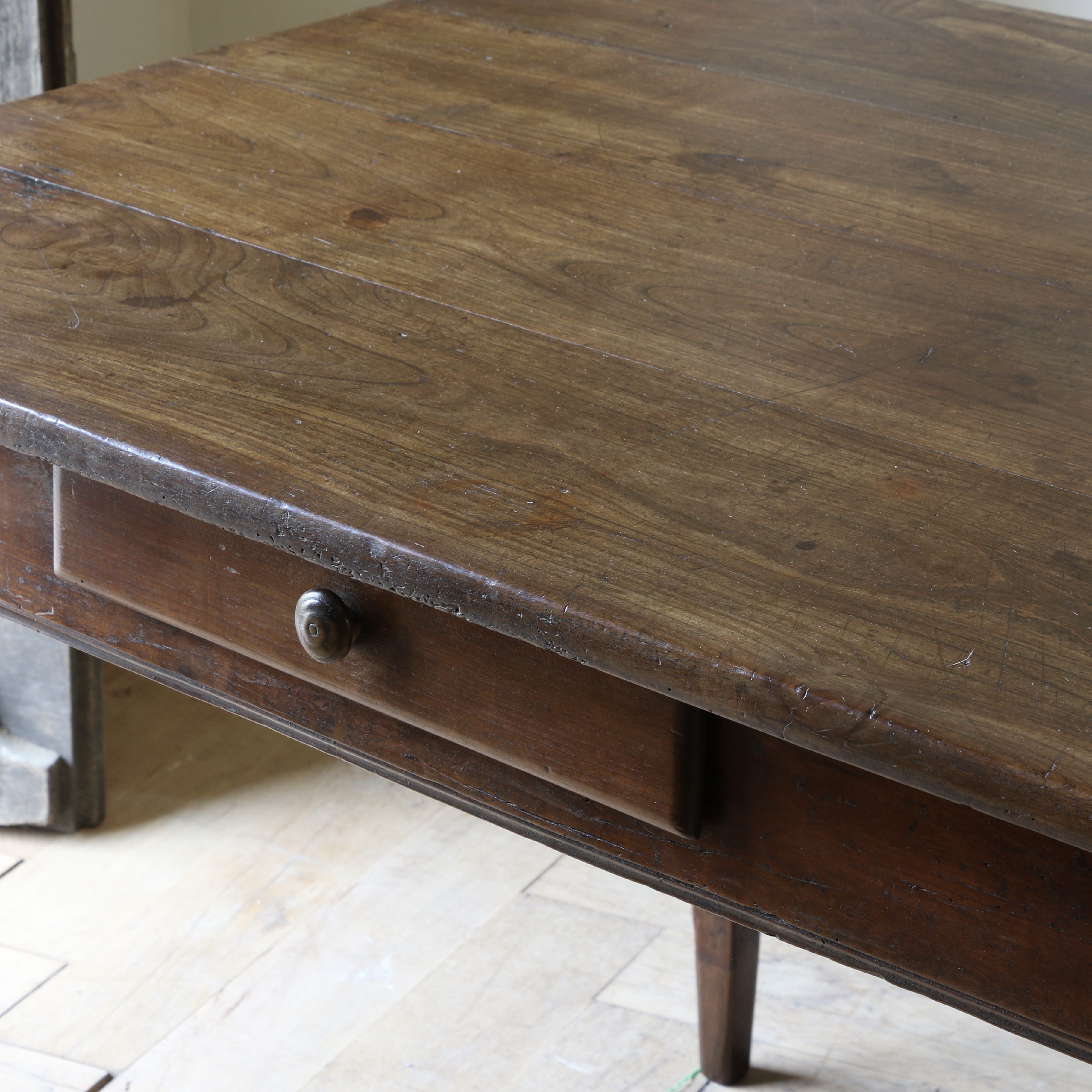 French Provincial Dining Table / Length 1.8m