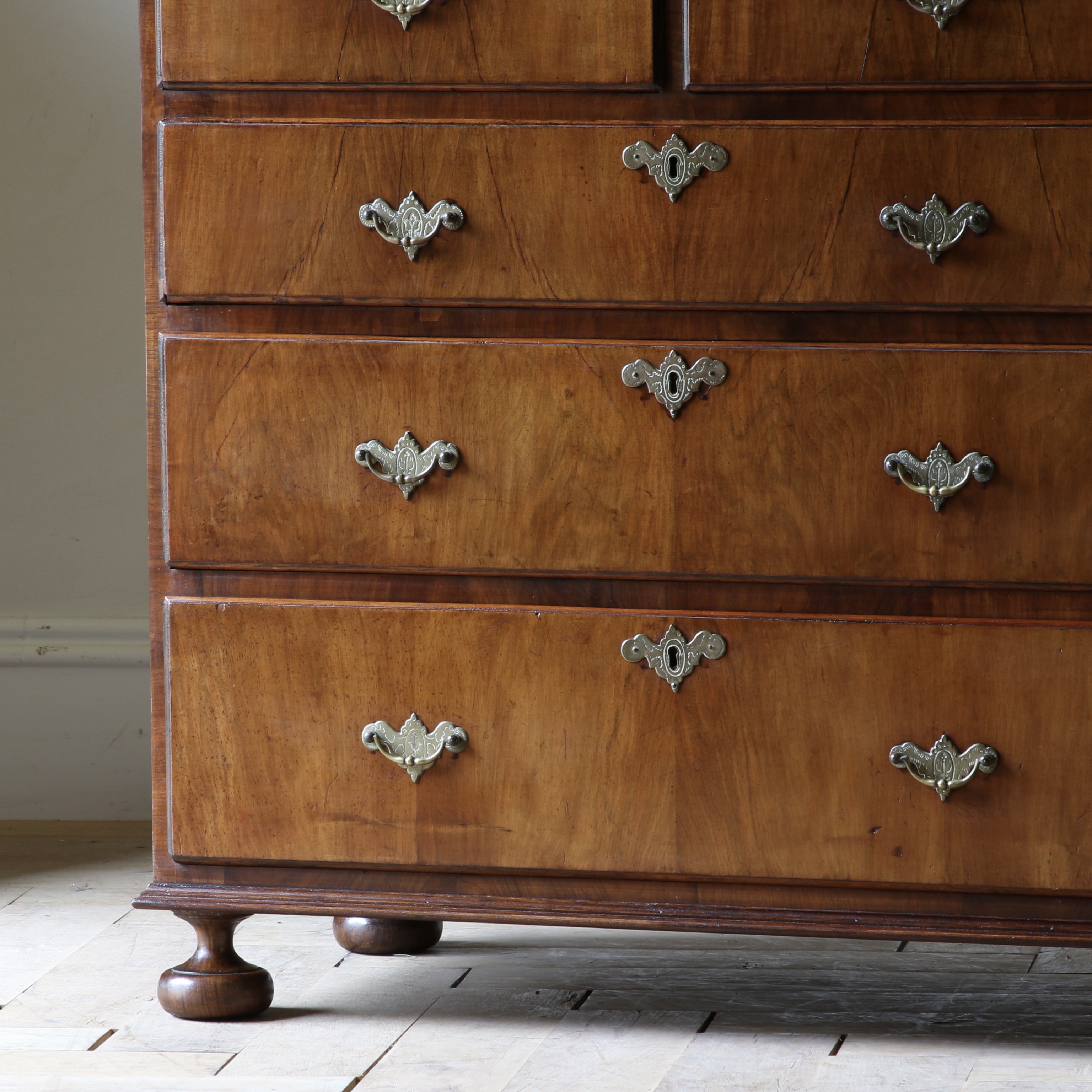 Georgian Chest of Drawers