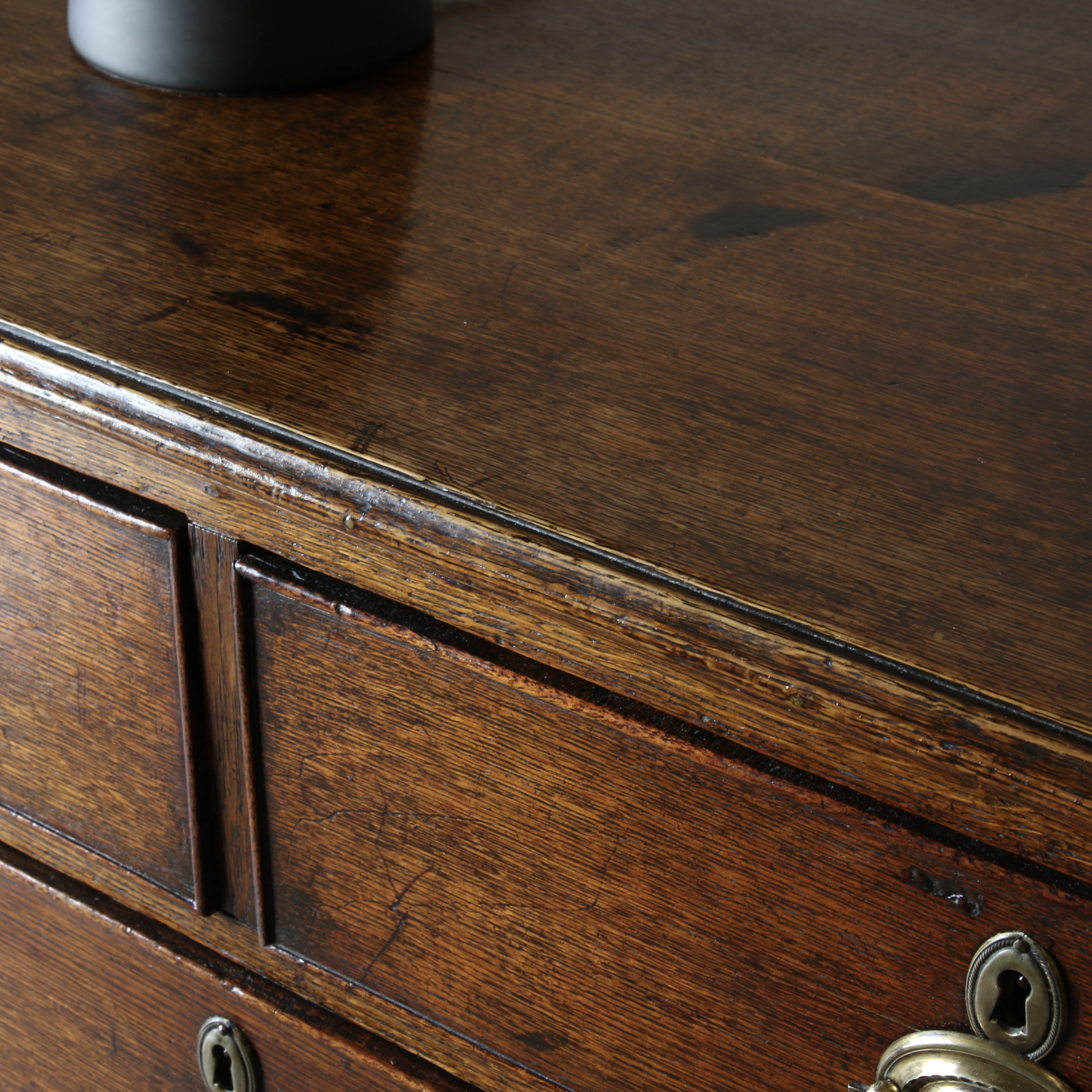 Georgian Chest of Drawers