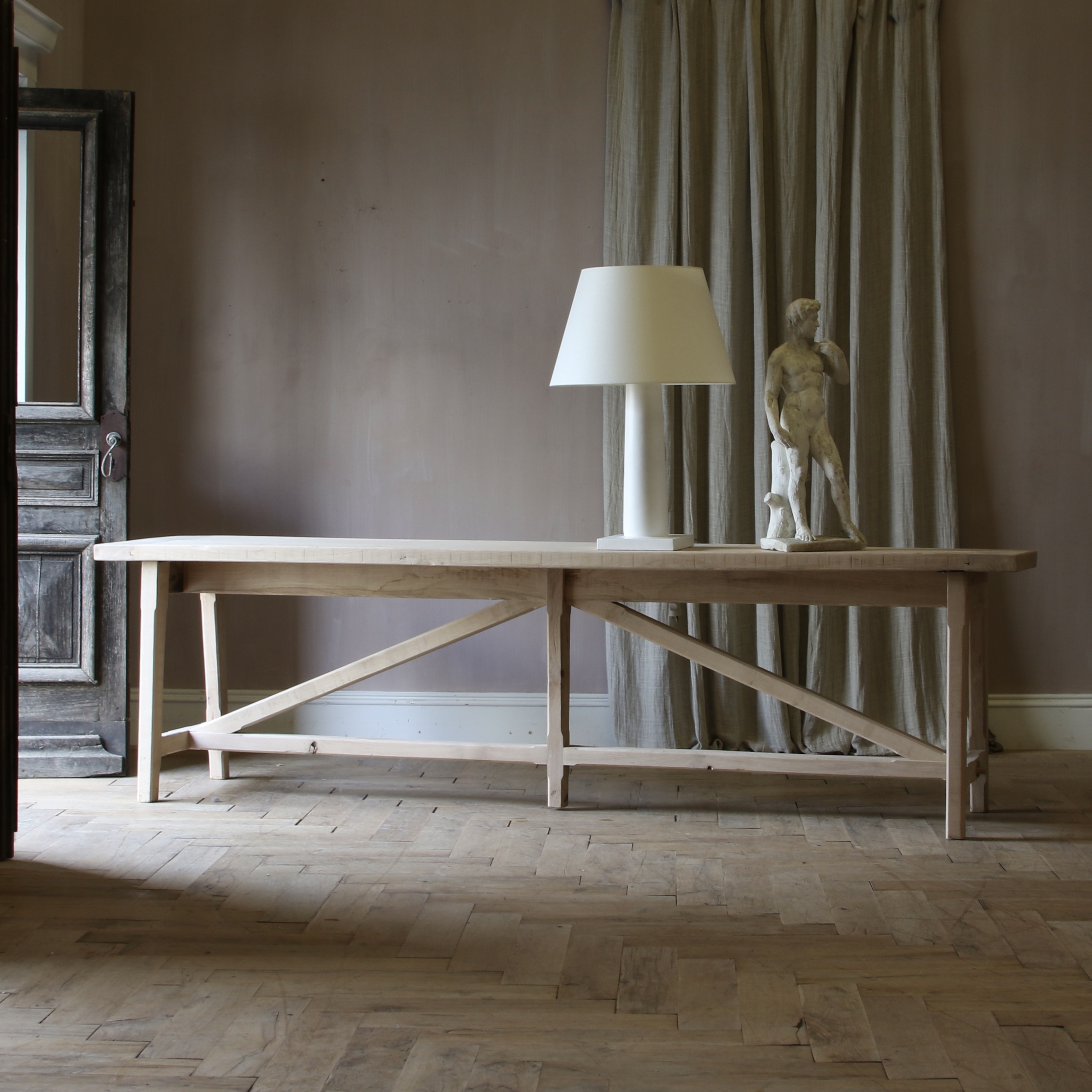 150-65 - Avignon Side Table // JS Editions
