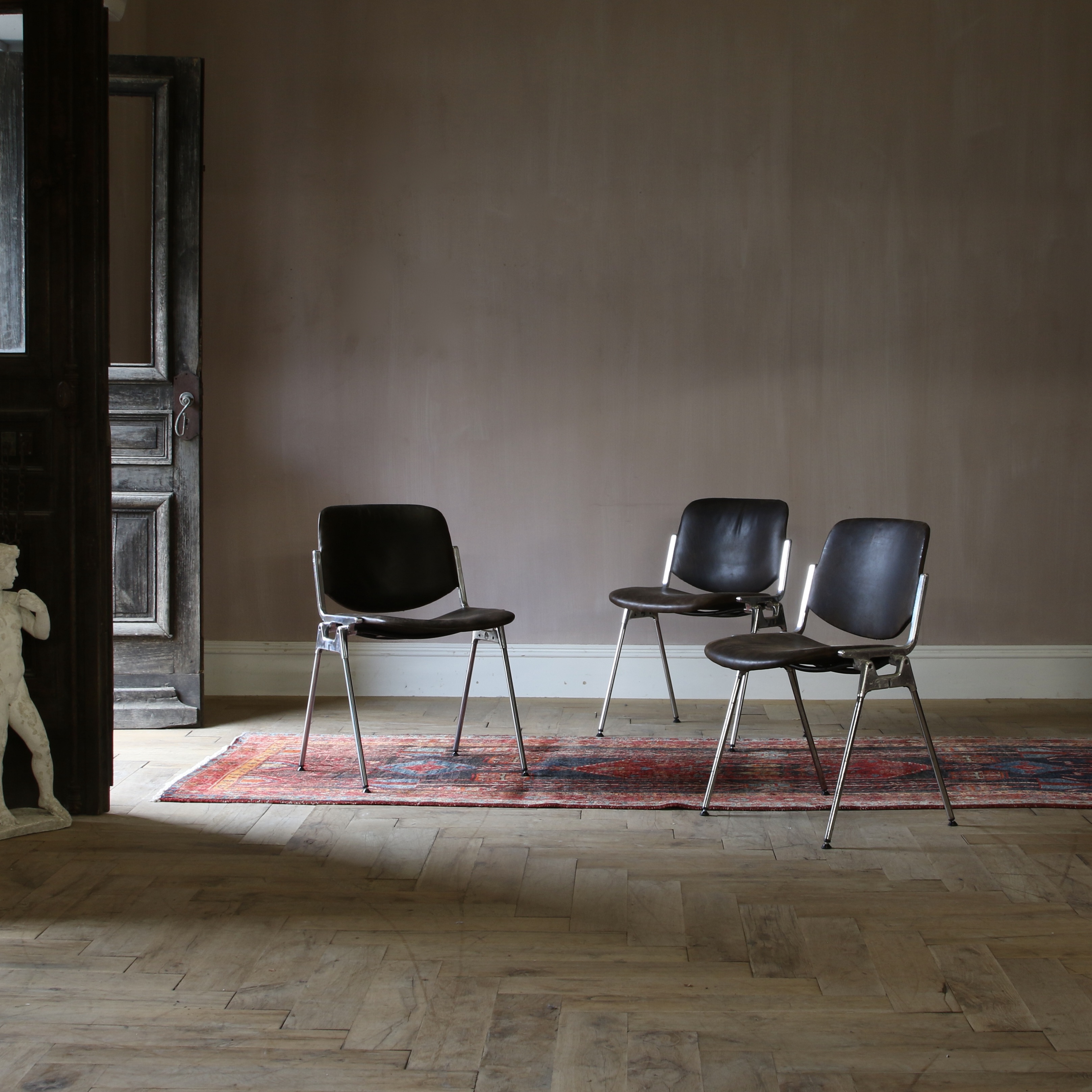 150-94 - Castelli Chairs