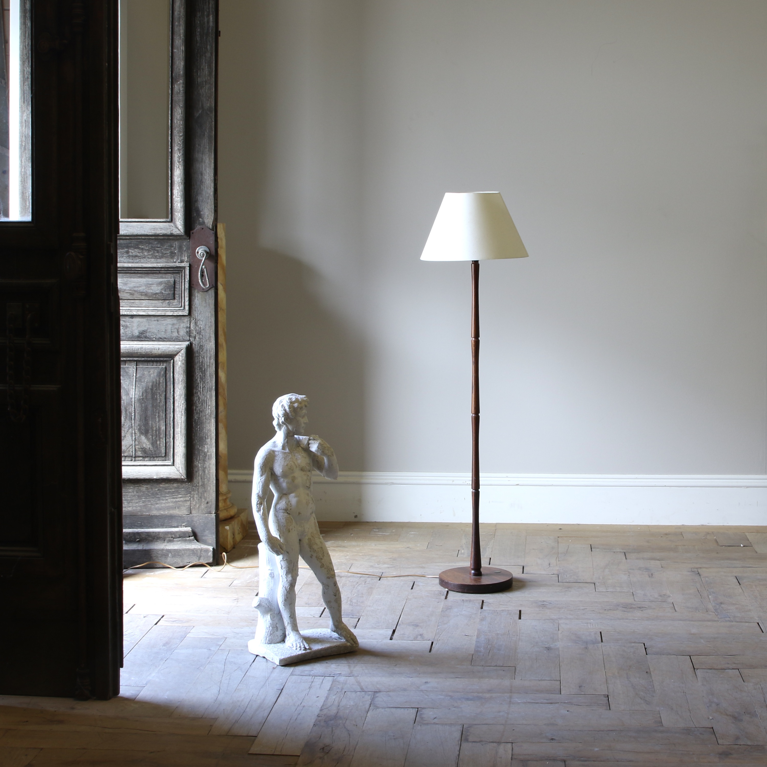 152-65 - Turned Rosewood Floor Lamp