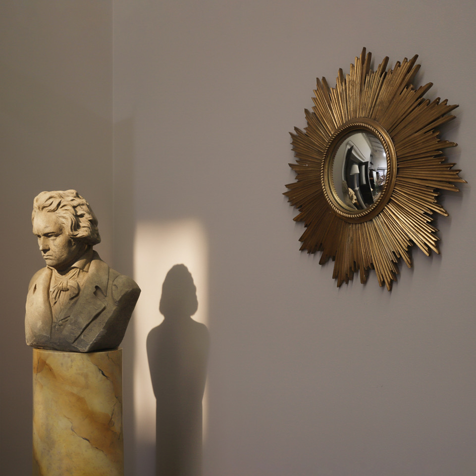 152-83 - Starburst Mirror