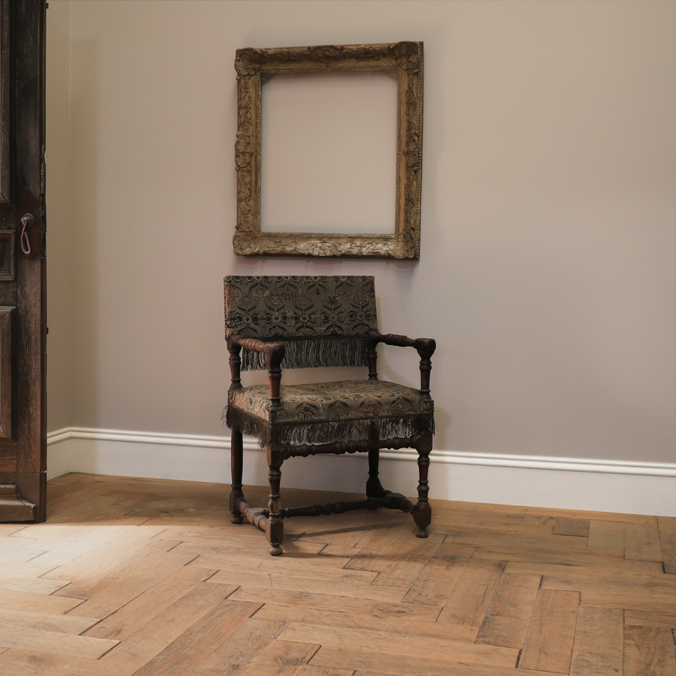 152-81 - Ancient Bobbin Chair