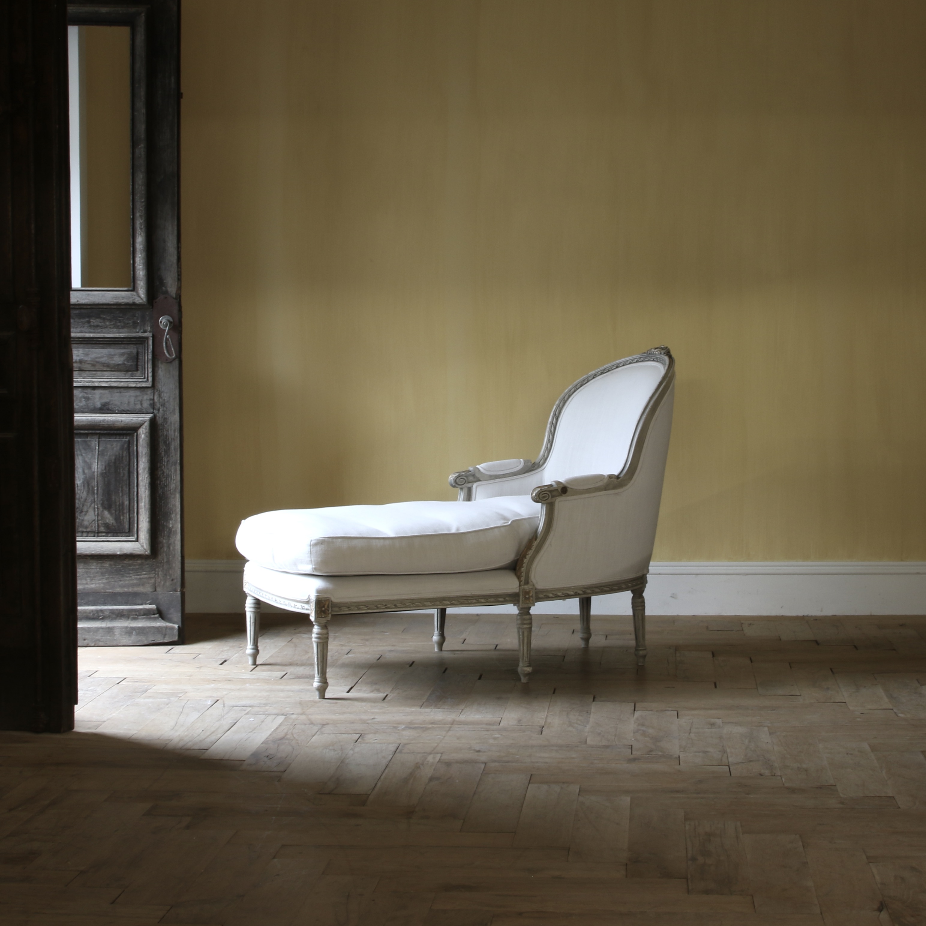 153-95 - Louis XVI Chaise Longue