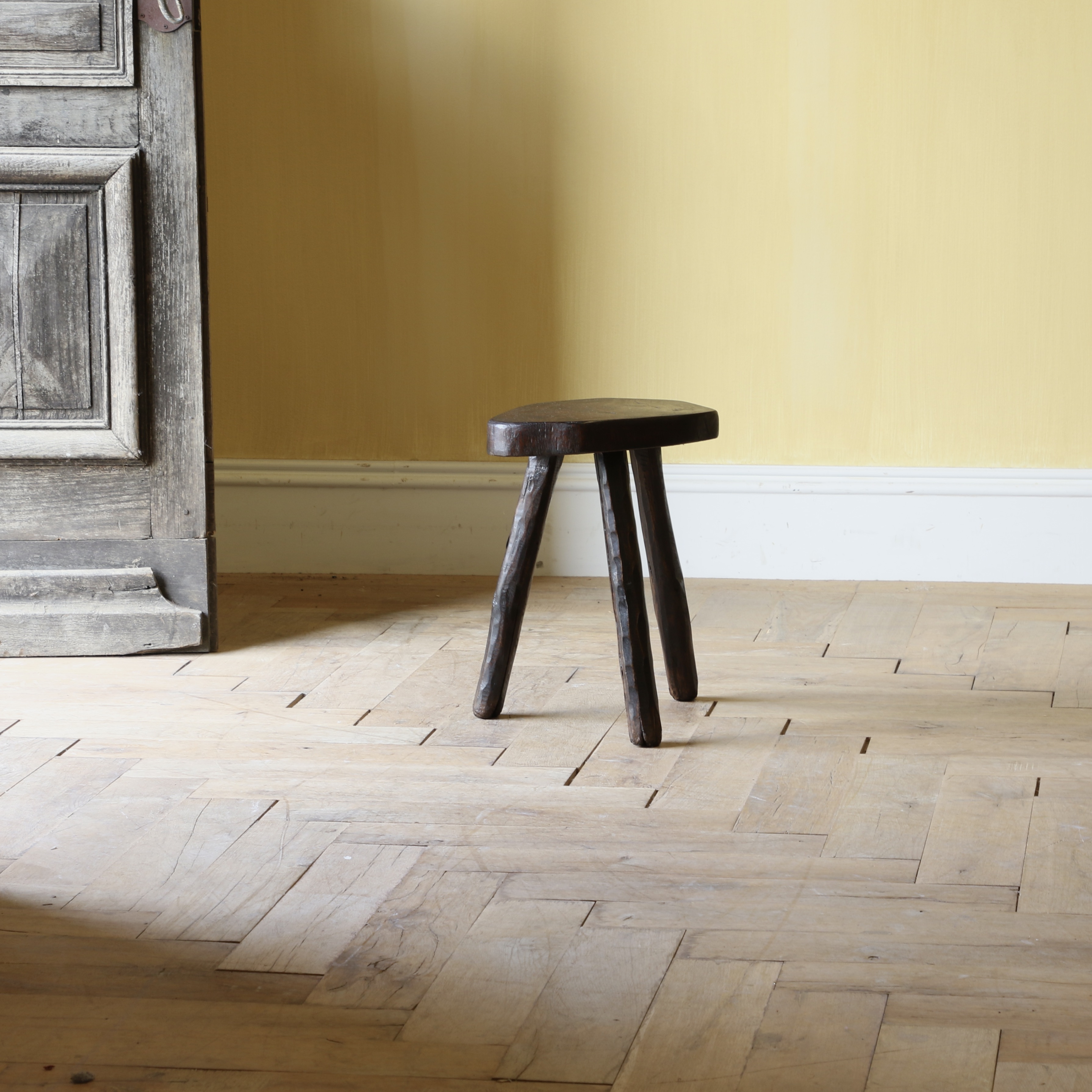 155-19 - Primitive Stool