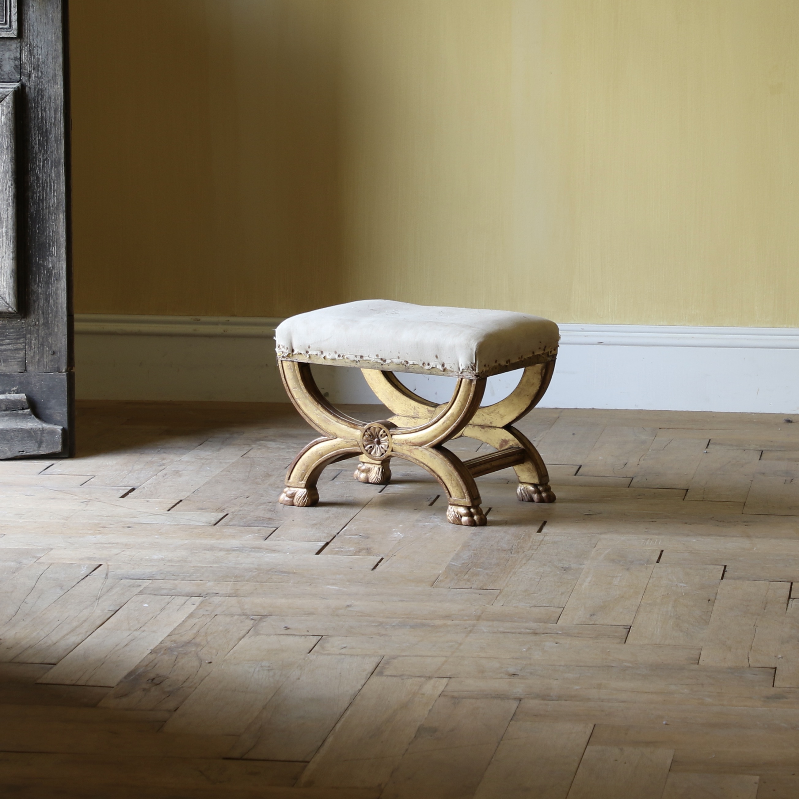 155-63 - Curule Stool