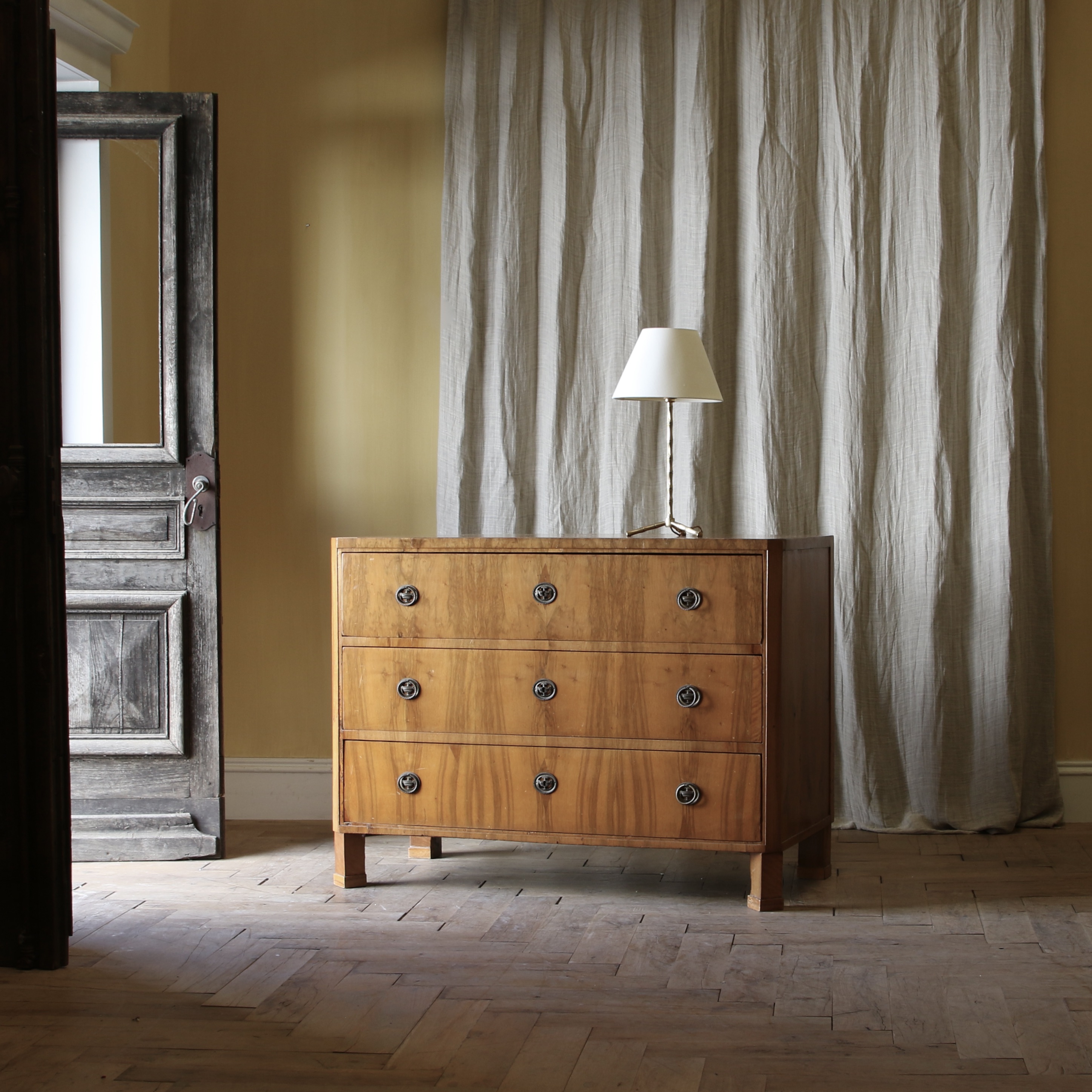 156-03 - Biedermeier Commode